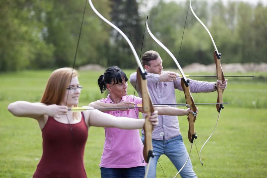Traditional archery recurve rests used for stable arrow support