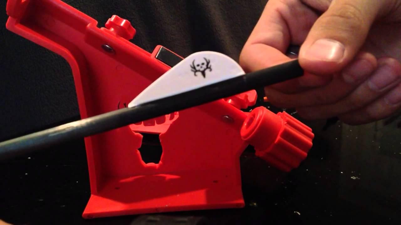 Fletching jigs and arrow fletching accessories for archery arrow builds
