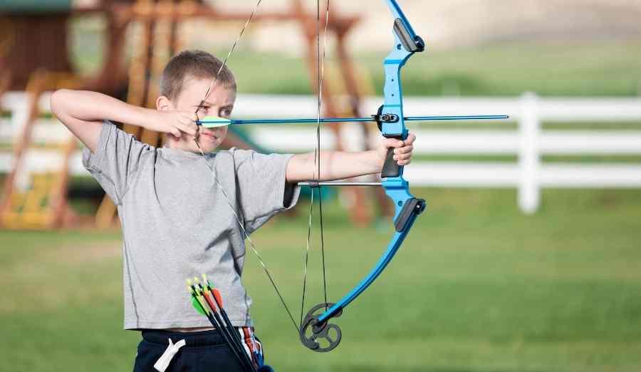 Youth archery bows for kids and beginner archers