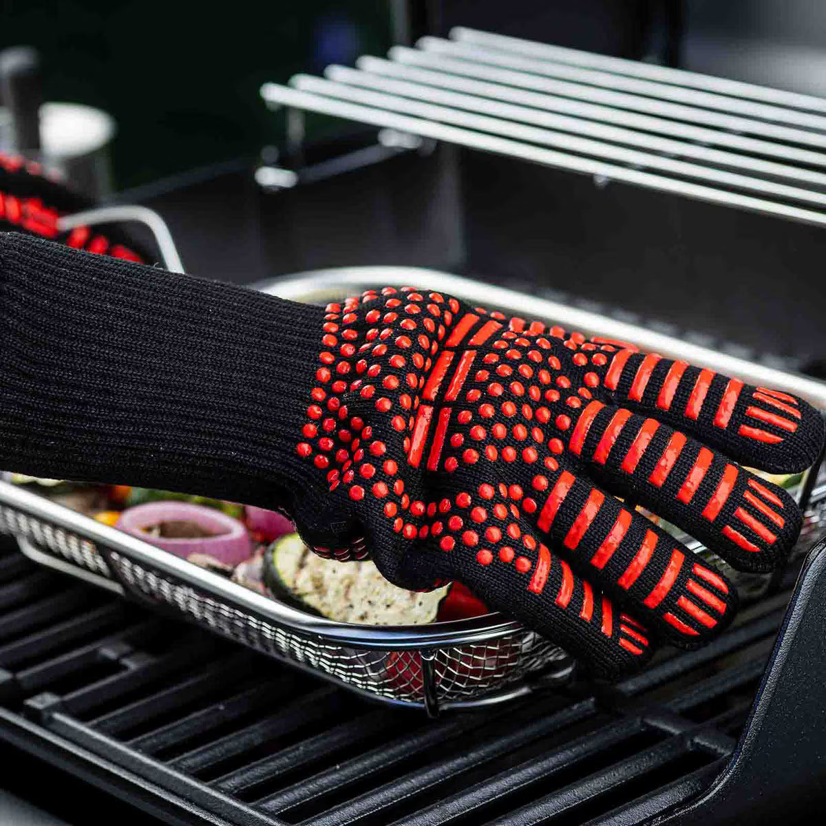 TableCraft Black & Red Grilling Gloves, Set of 2 - Image 5