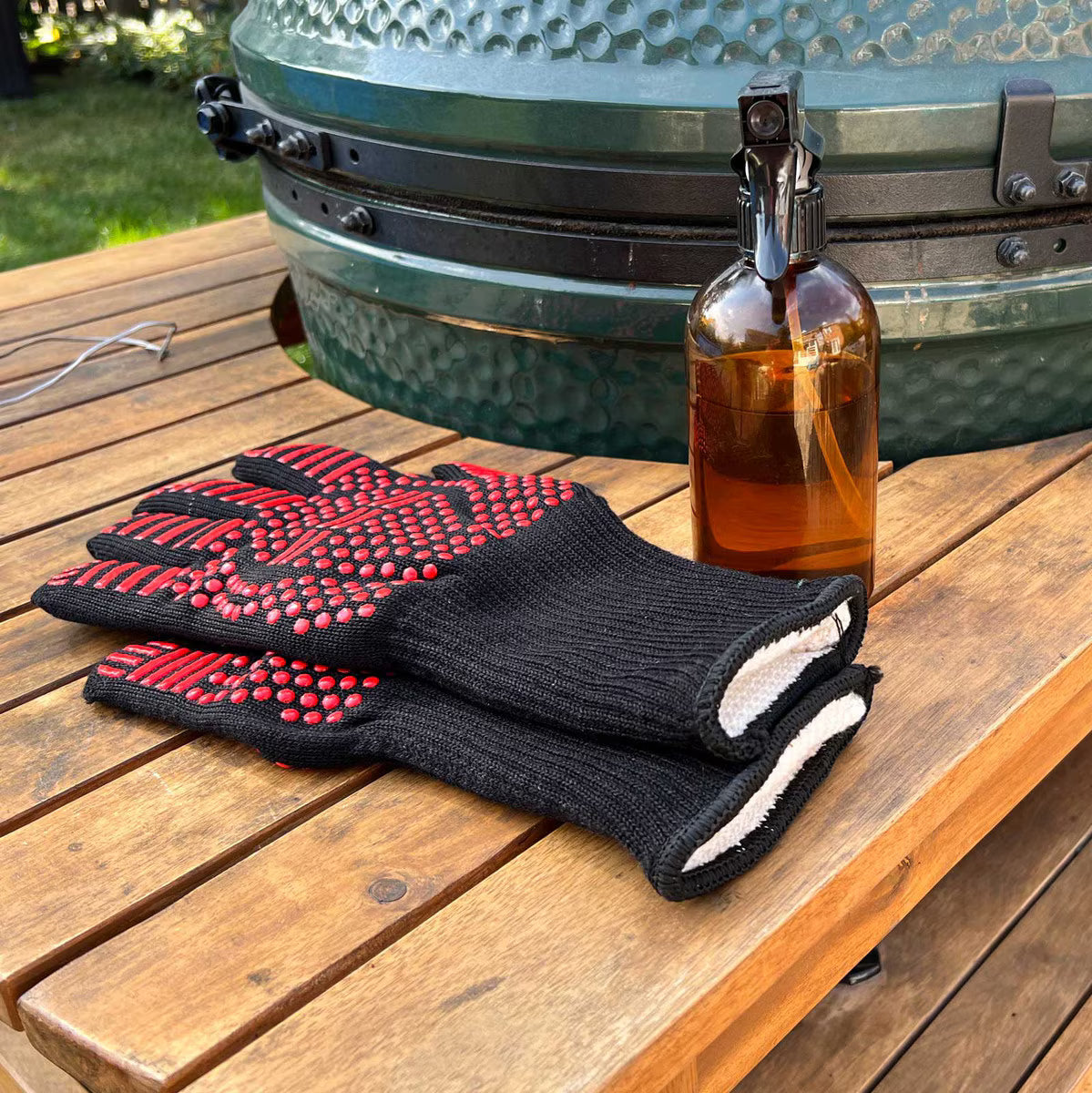 TableCraft Black & Red Grilling Gloves, Set of 2 - Image 10