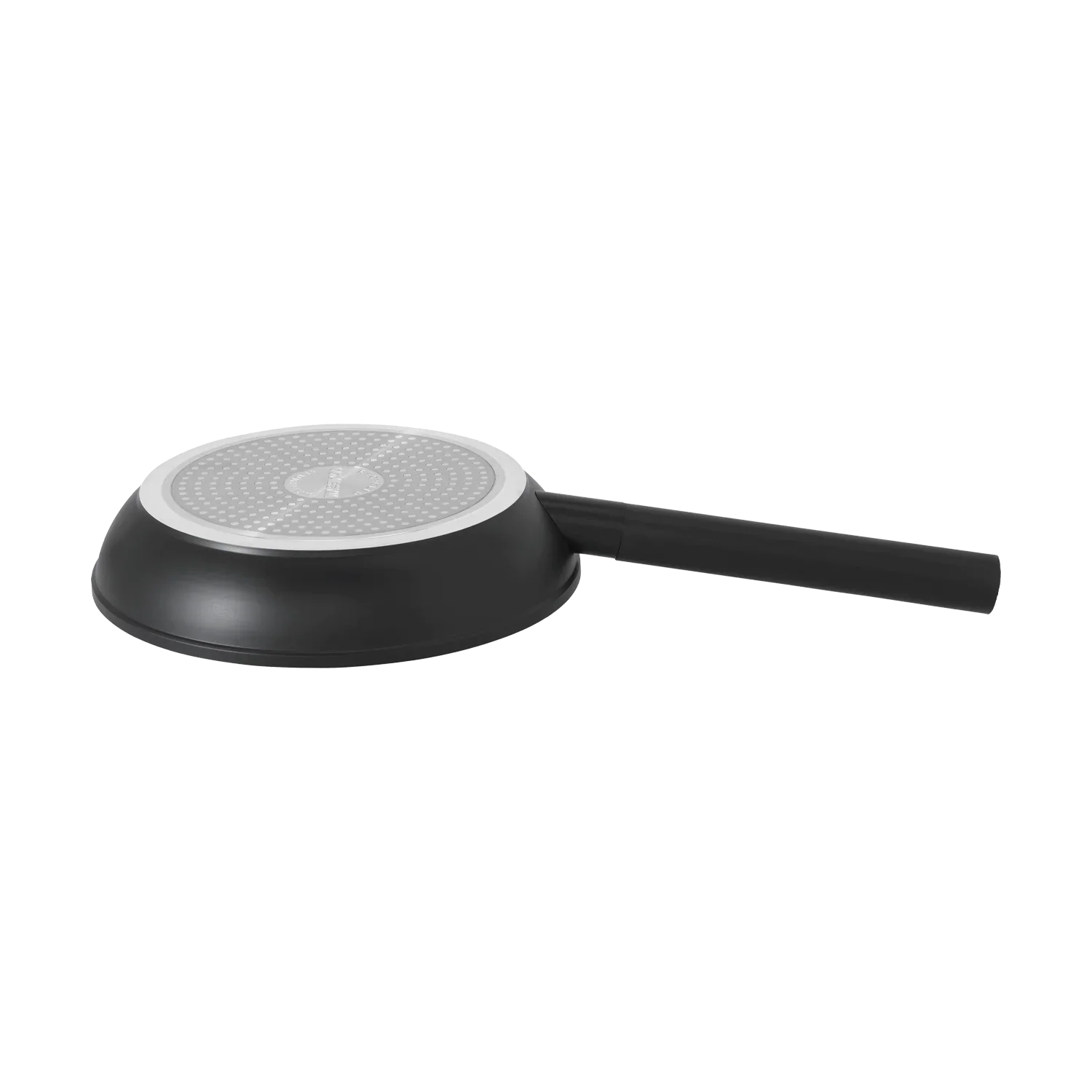 Non-stick outdoor camping frying pan with long handle and textured bottom, black