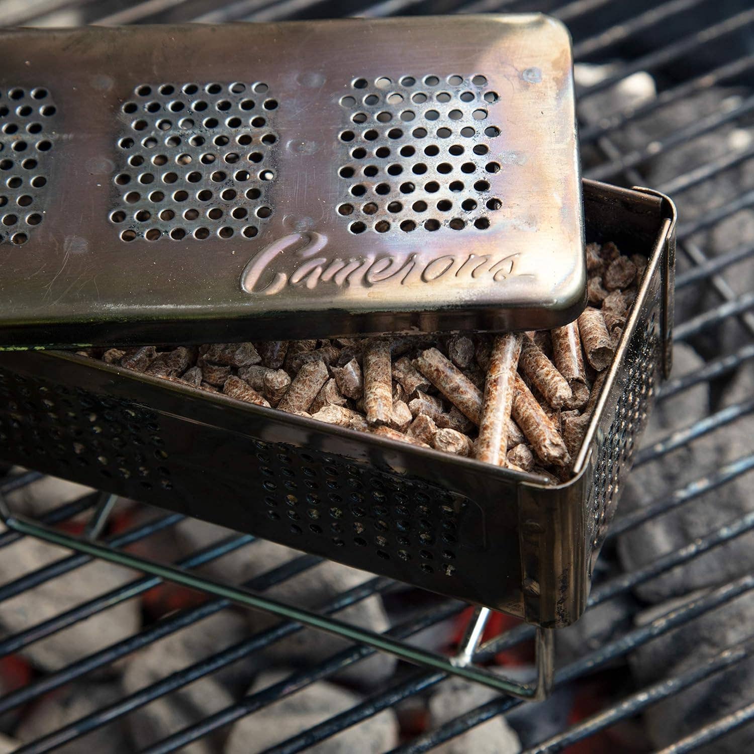 Camerons Premium Maple Wood Smoking Pellets – 20 lb - Image 7
