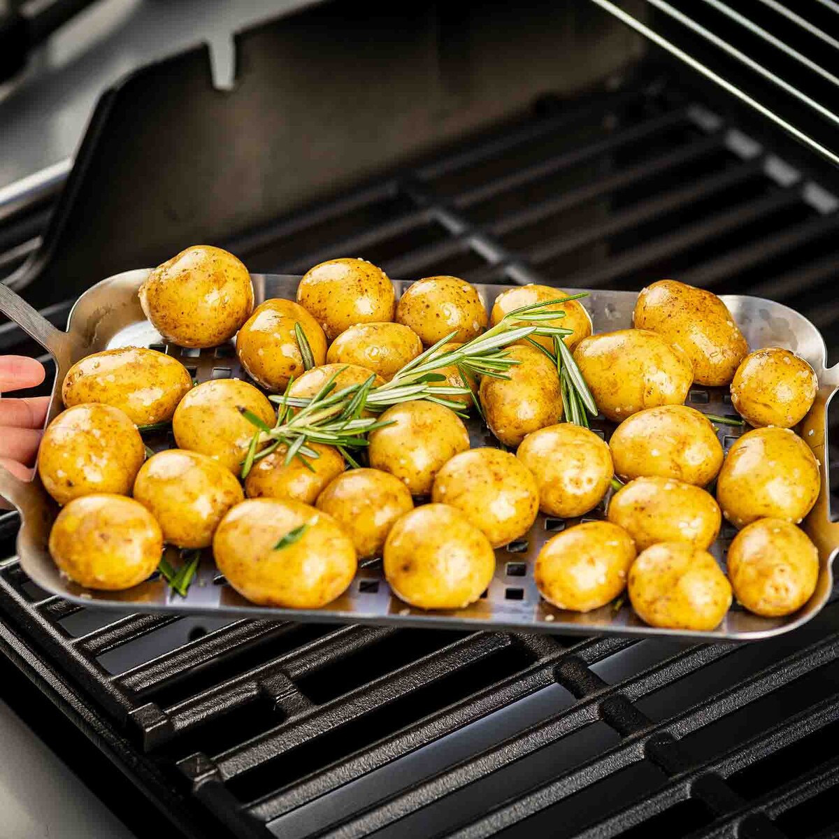 TableCraft Grilling Tray With Handles - Image 9