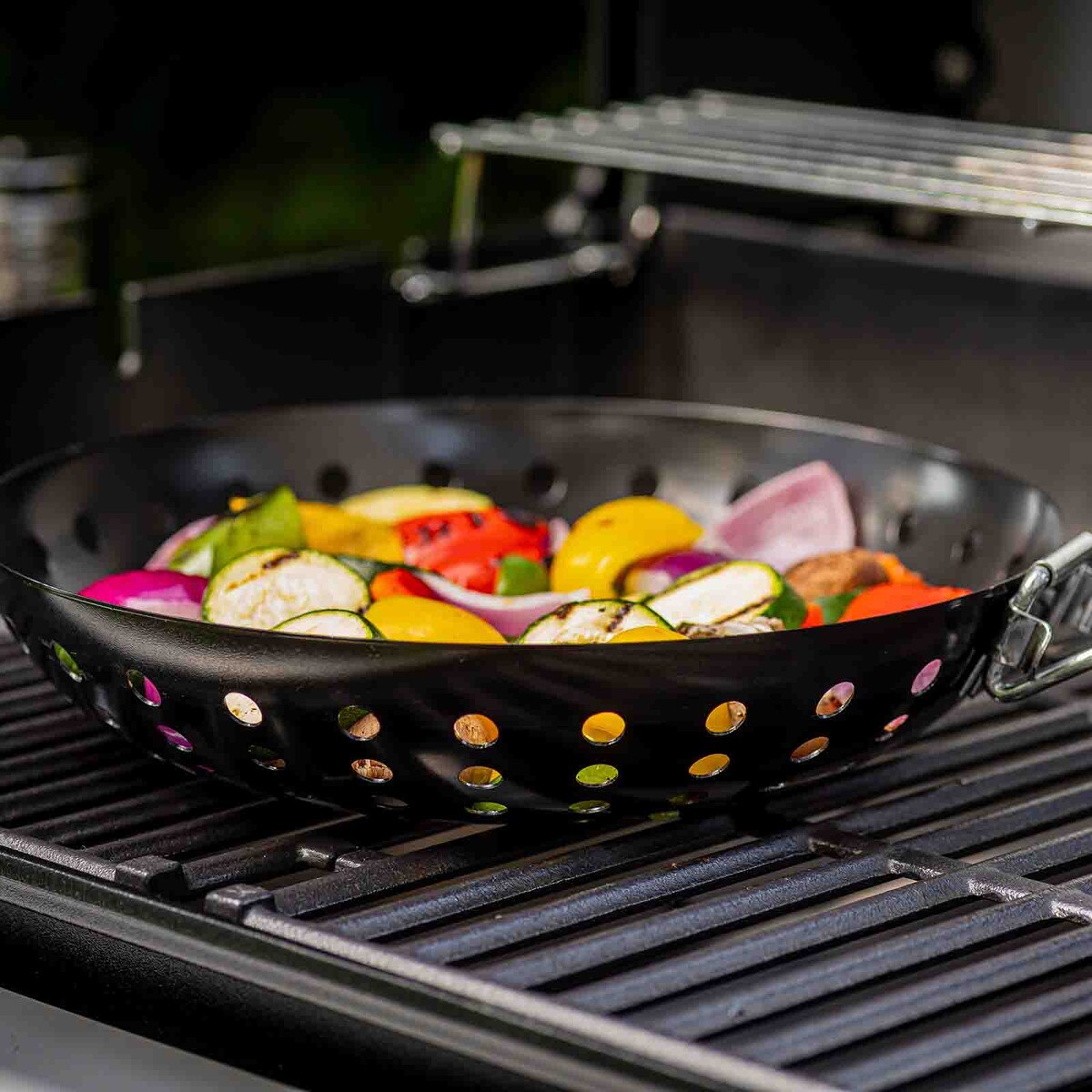 TableCraft Round Grilling Wok With Handle - Image 11