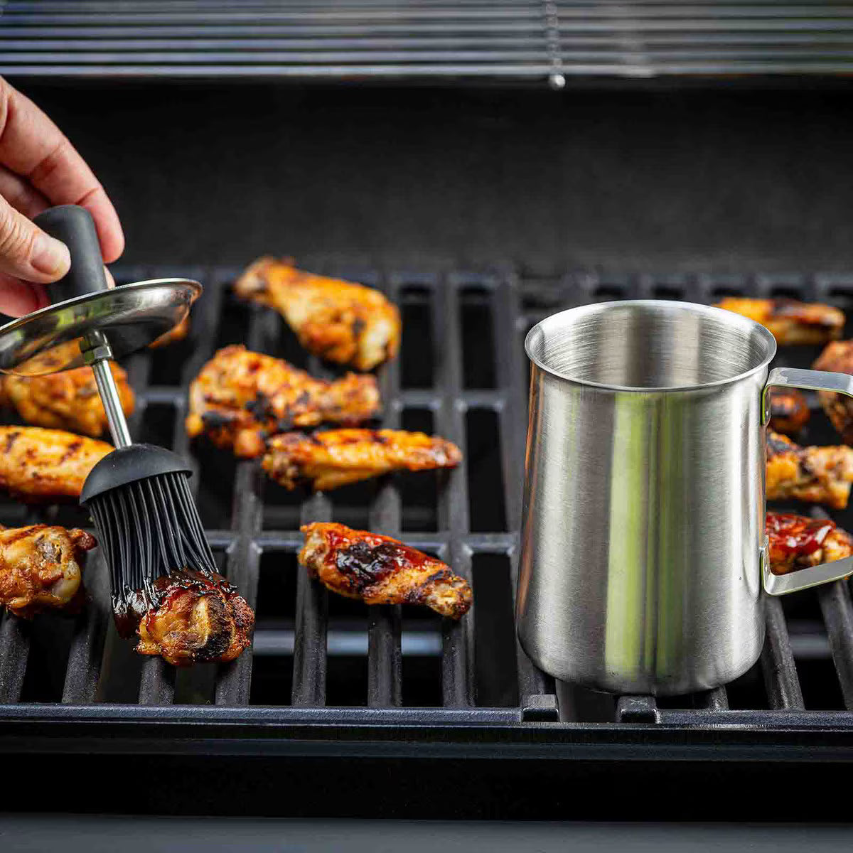 TableCraft 16 oz Sauce Pot With Silicone Basting Brush - Image 14