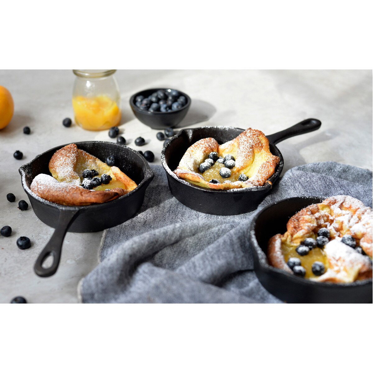 TableCraft Cast Iron Cookware 12 oz Round Mini Skillet - Image 7