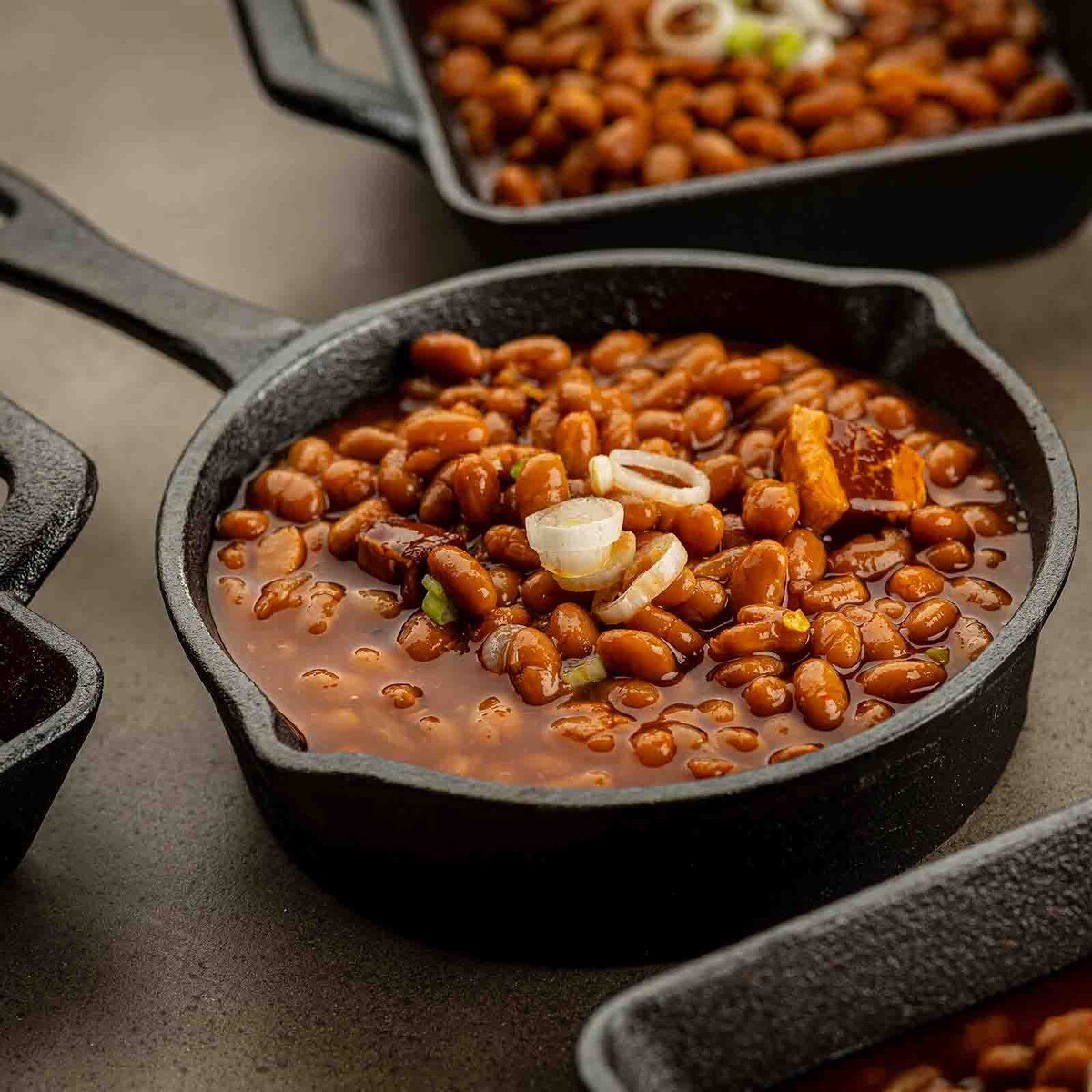 TableCraft Cast Iron Cookware 12 oz Round Mini Skillet - Image 11