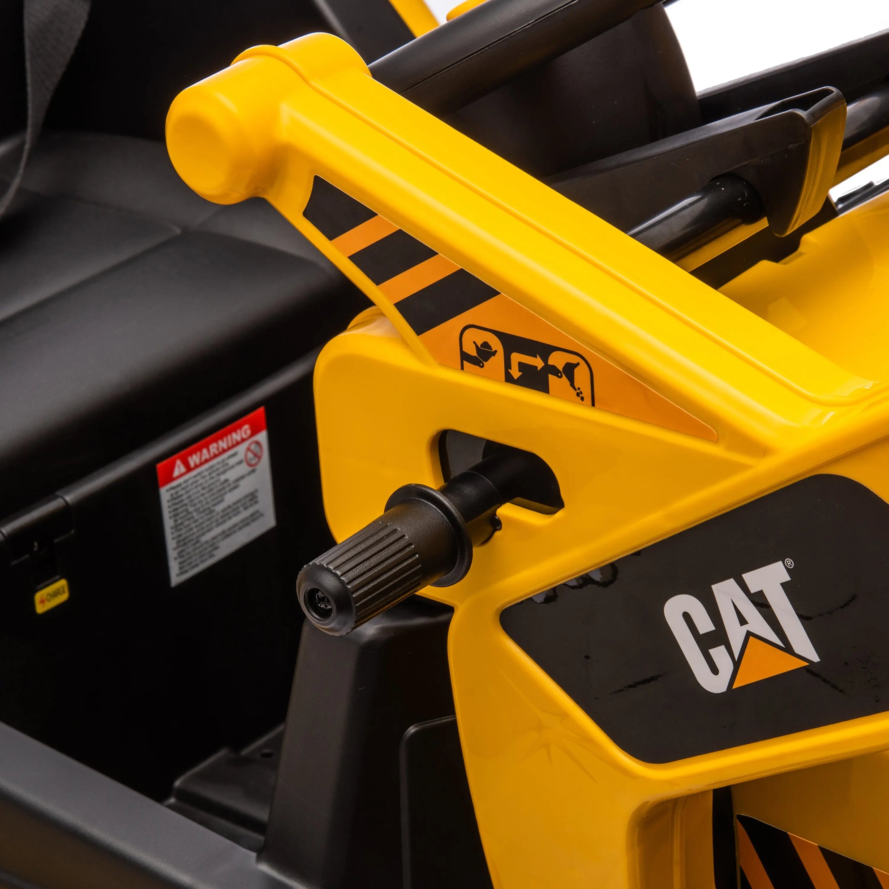 CAT Loader 12V Ride-on - Image 9