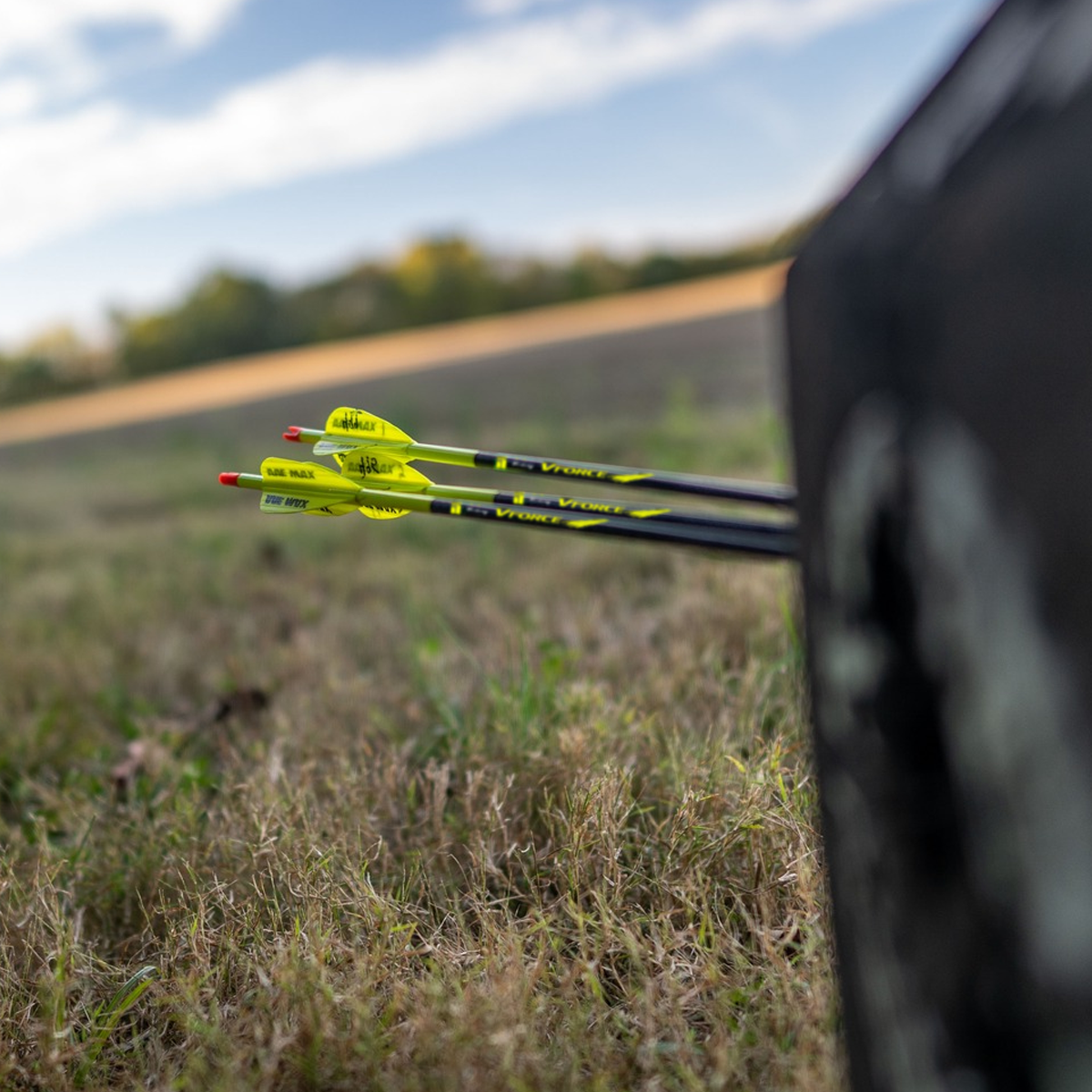 Victory Archery VForce .245 Hunting Arrow Shafts – 12 Pack - Image 3