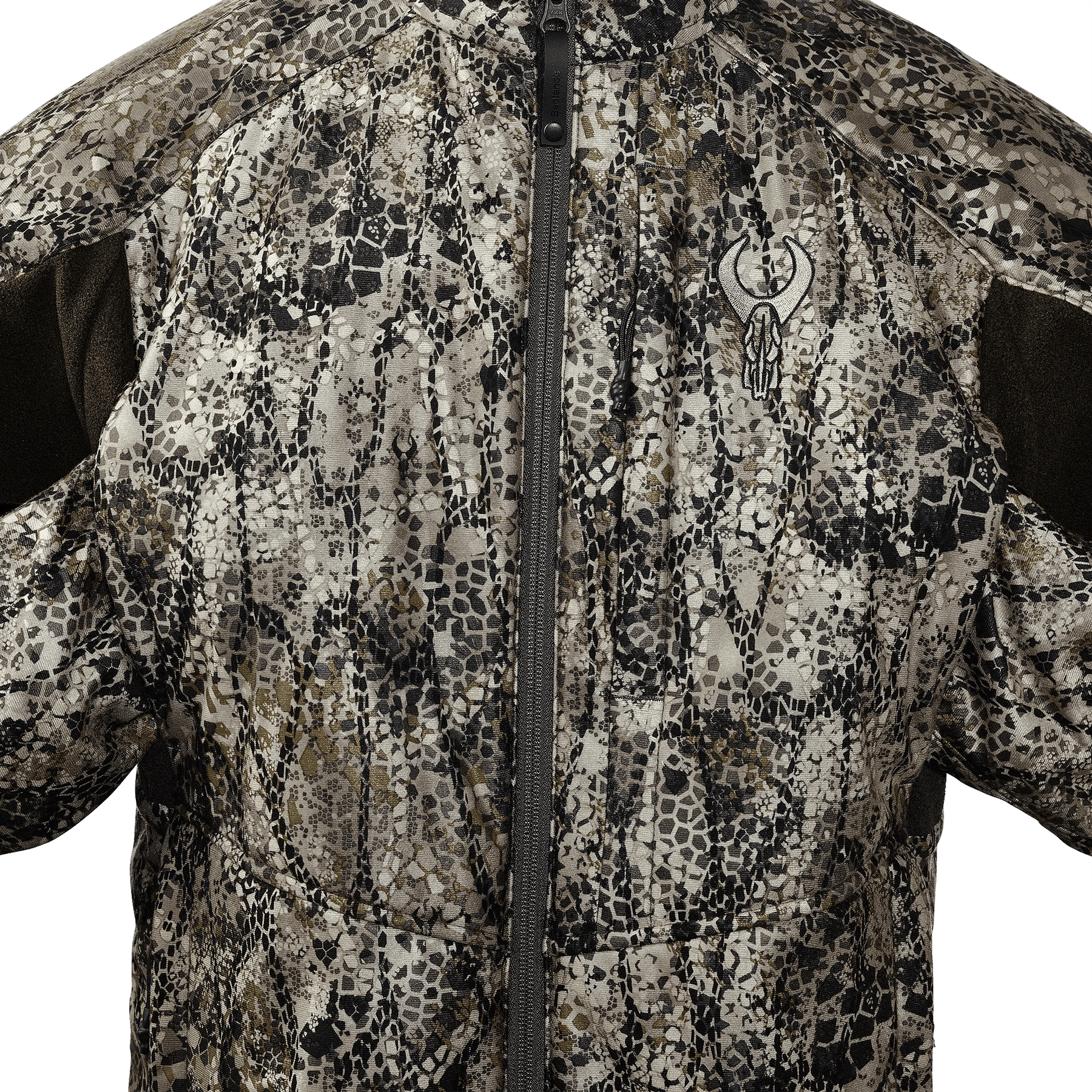 Camo hunting jacket with full zip and embroidered skull logo on chest