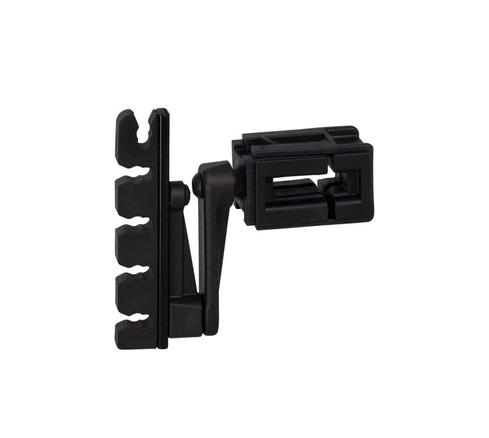 Black Bear Archery Kodiak leather quiver with arrow slots, archery accessories close-up