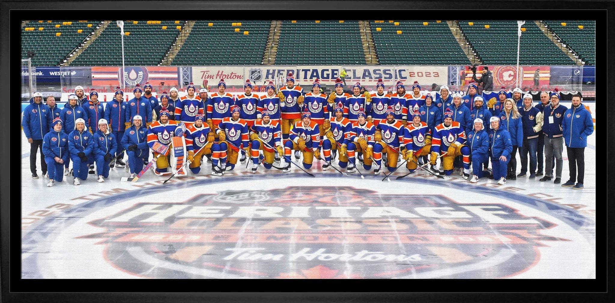 Heritage Classic 2023 Edmonton Oilers hockey team group photo on ice rink