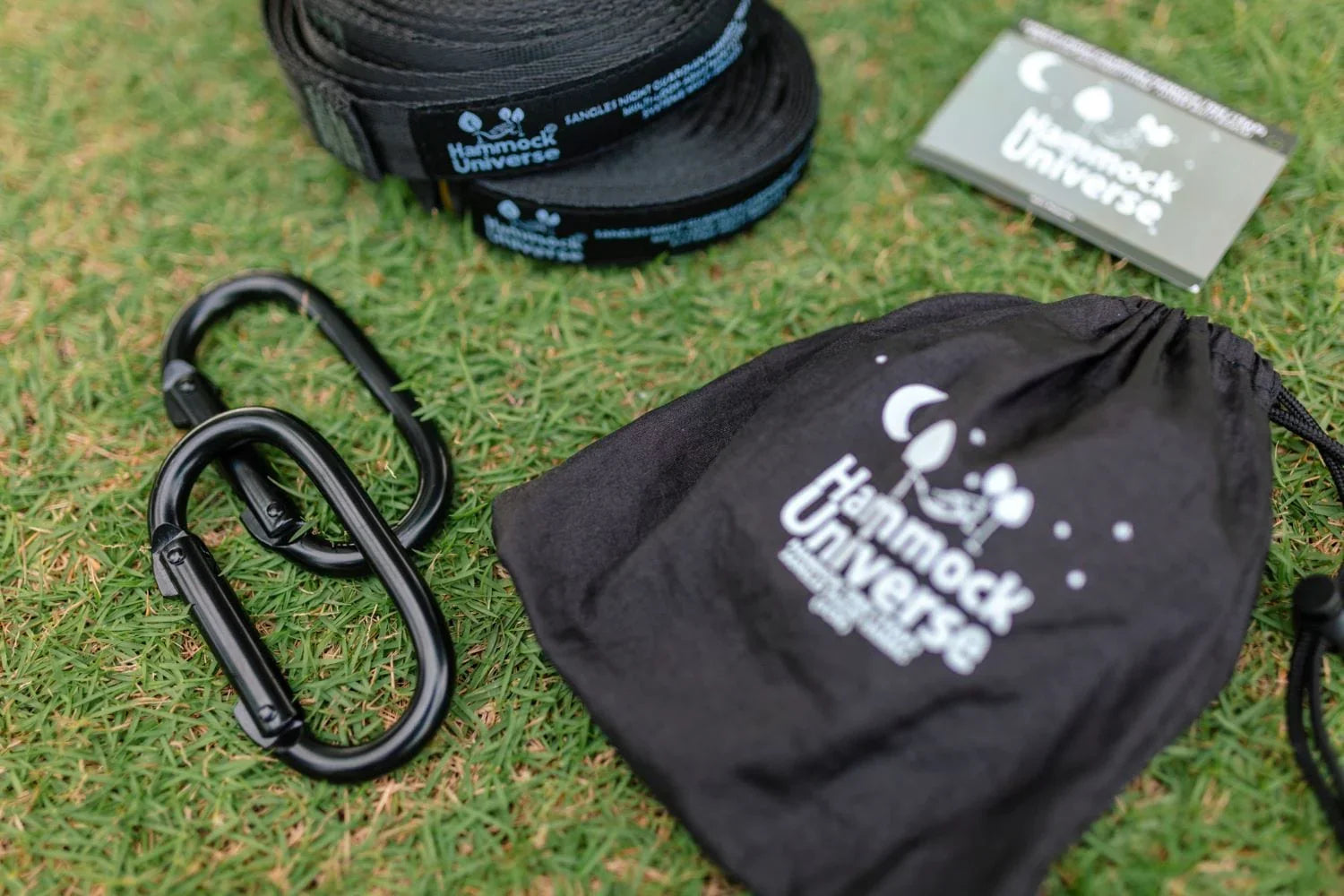 Hammock Universe multi-loop tree straps kit with carabiners and carry bag on grass