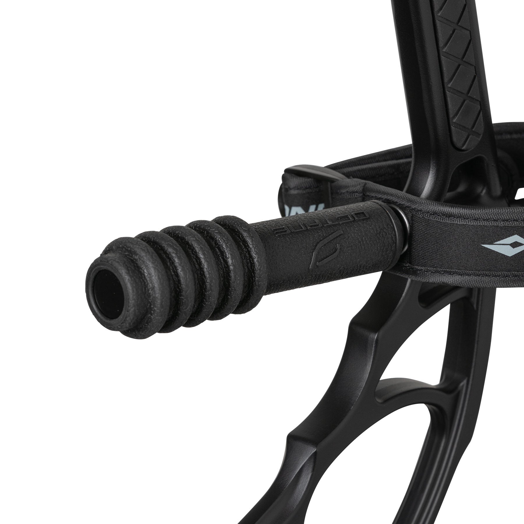 Diamond Archery Edge XT Compound Bow Package - Image 10