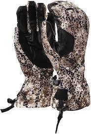 Badlands Convection camo gloves with black palms on white background