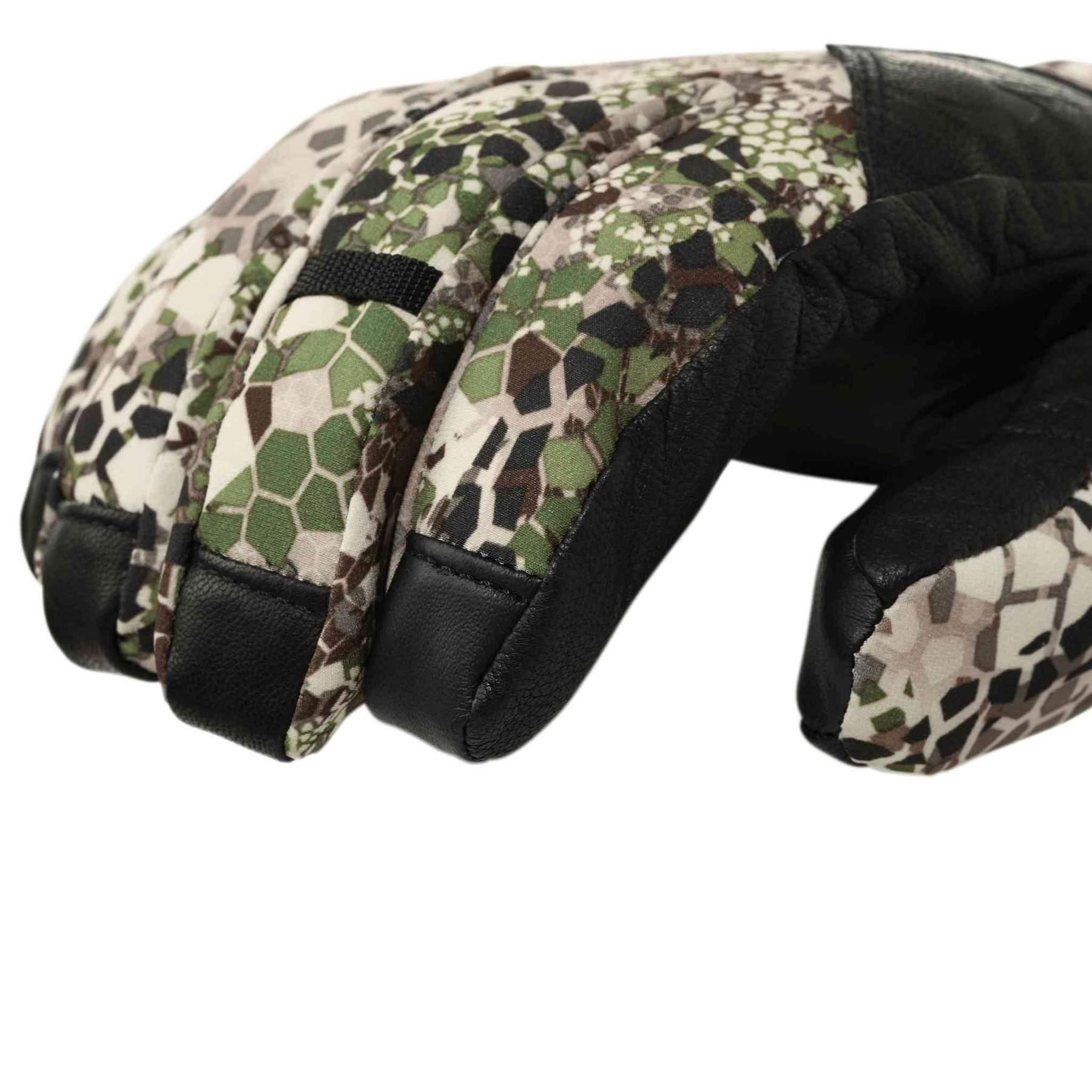 Badlands Convection Glove with green camouflage pattern and black leather details