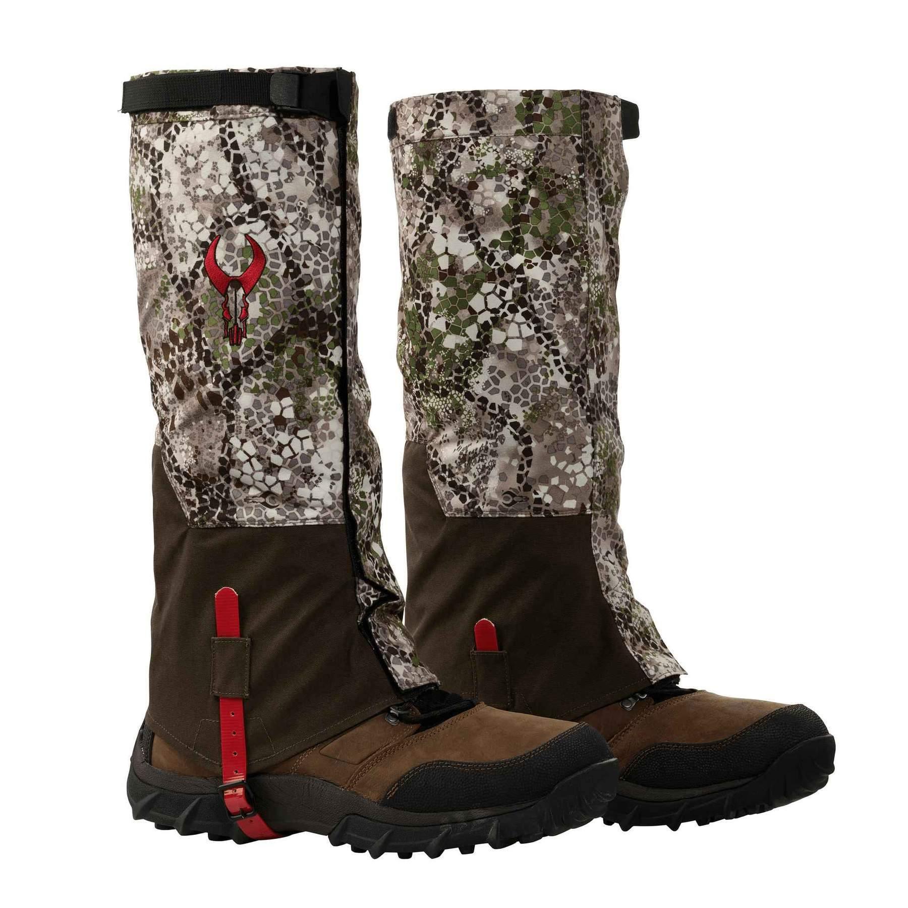 Badlands Master Gaiter camouflage outdoor hunting leggings with brown boots