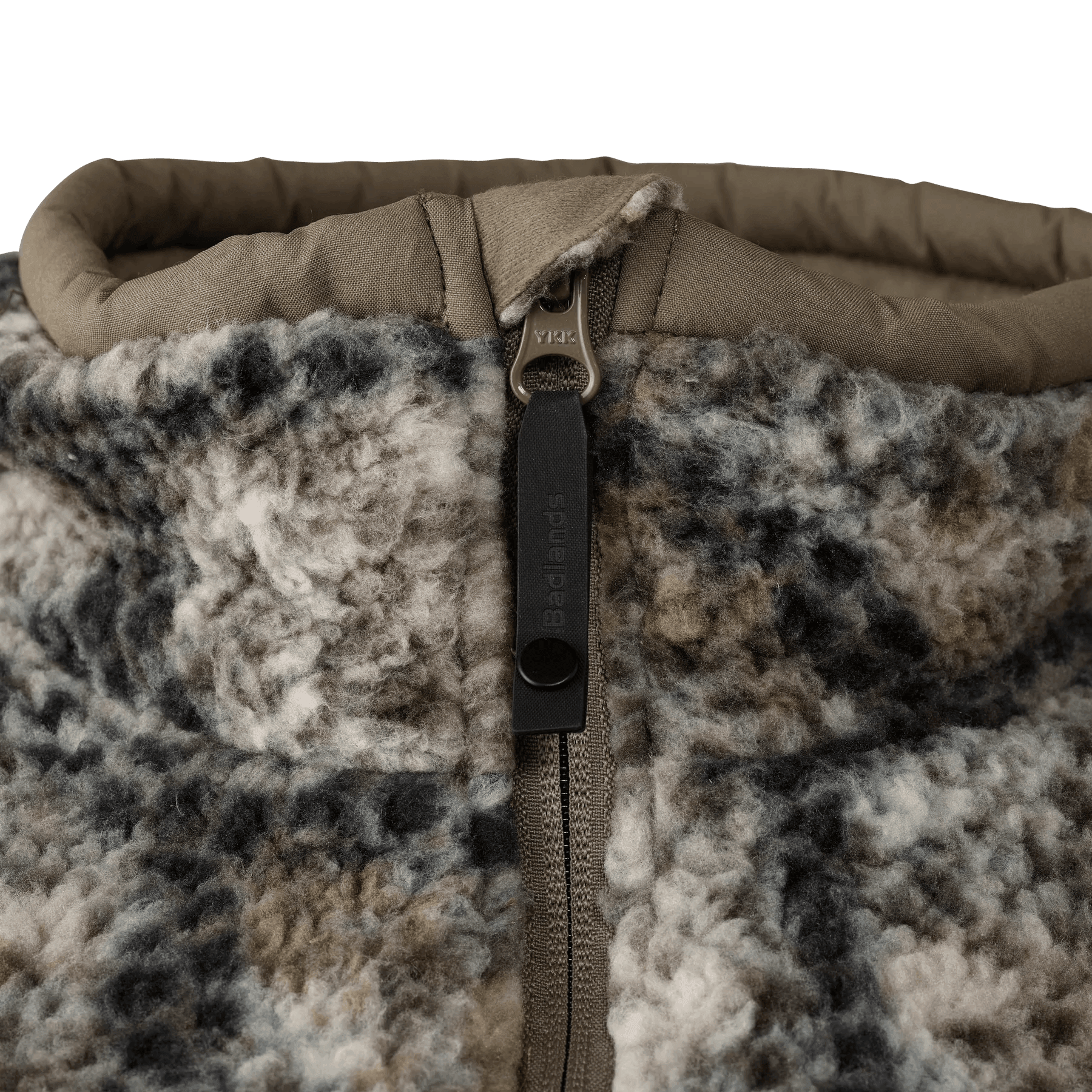 Badlands Silens camo fleece jacket close-up with zipper detail