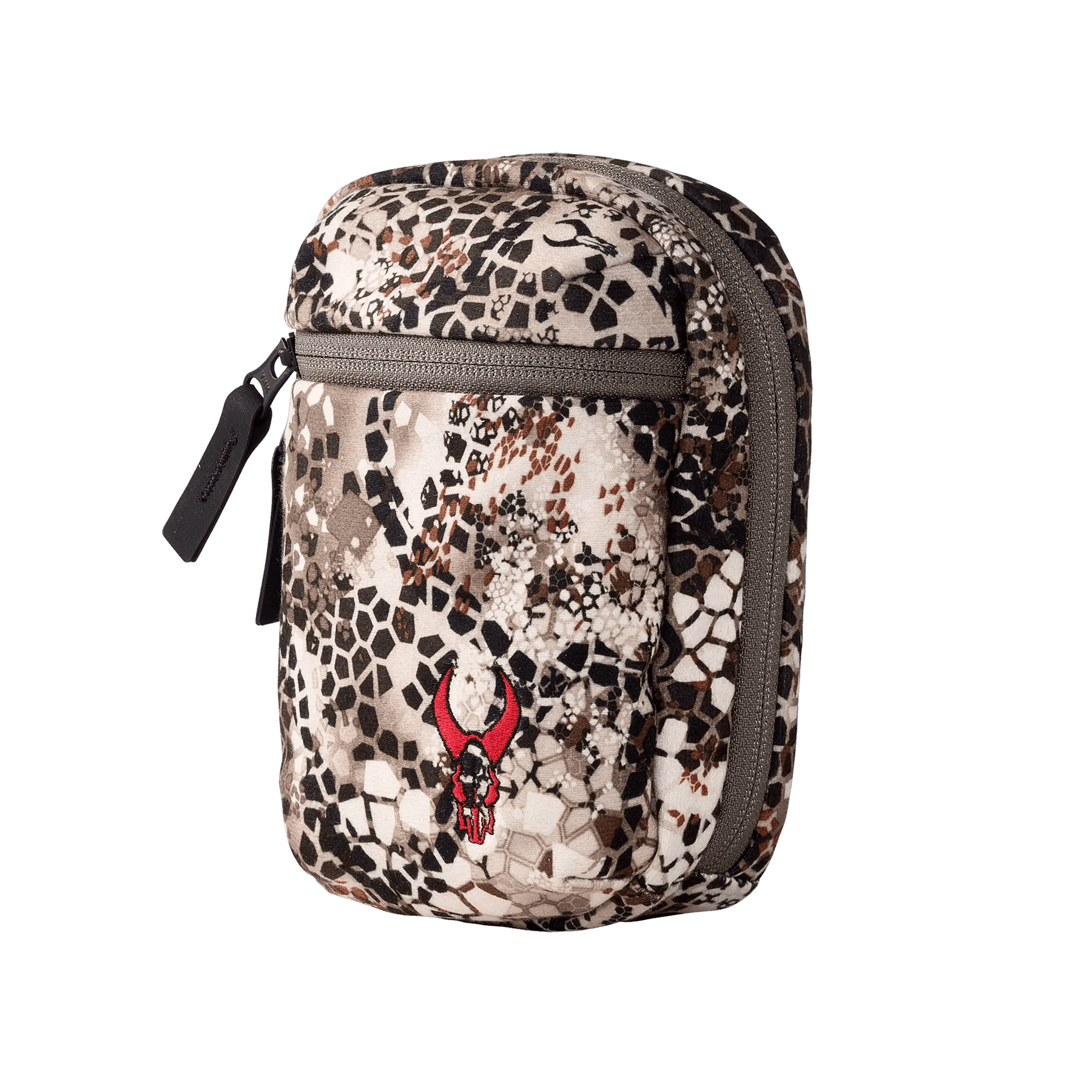 Badlands camo vertical pocket pouch with zipper and red skull logo for outdoor gear