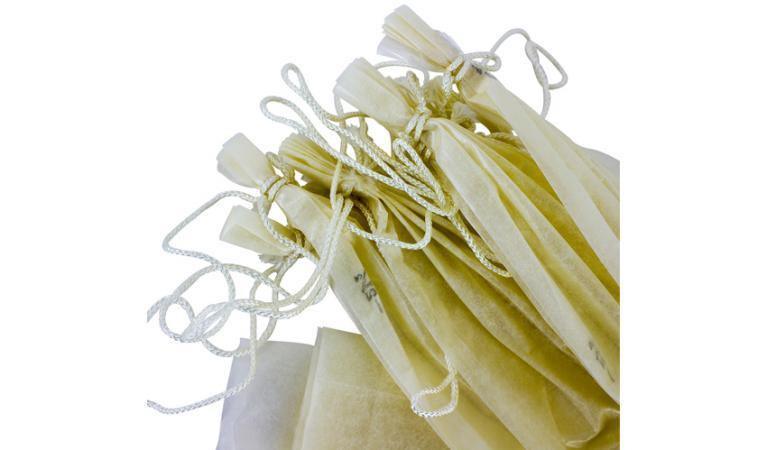 Bundle of Chard fibrous sausage casings with strings, 10-pack