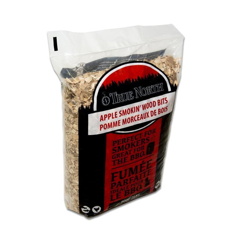 True North Apple Smokin' Wood Bits bag for BBQ and smokers, 900g package.